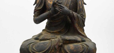 Sujet sino-tibétain en bronze anciennement laqué et doré représentant le bouddha Mahâvairocana
